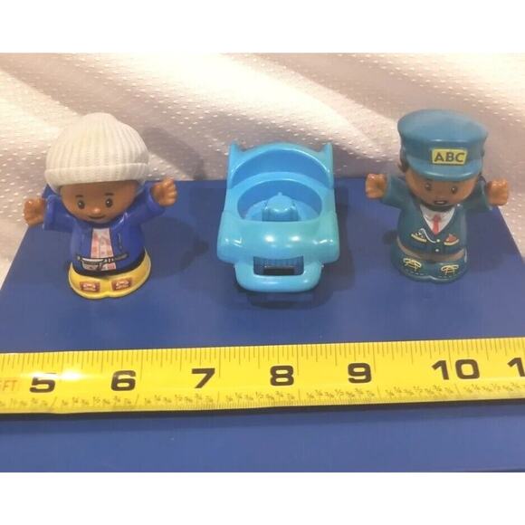 Fisher-Price Little People Train Conductor Child in Winter Hat Older Vehicle - Picture 2 of 12